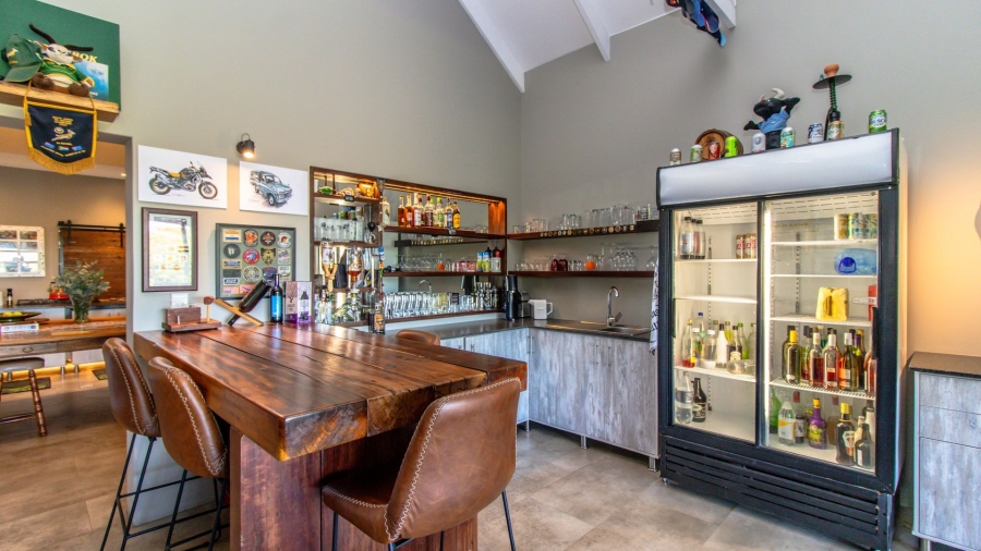 9 Bedroom Property for Sale in Onrus Western Cape